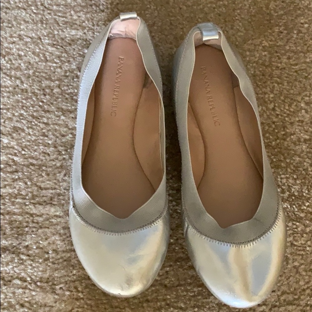 Sliver Banana Republic ballet flats!